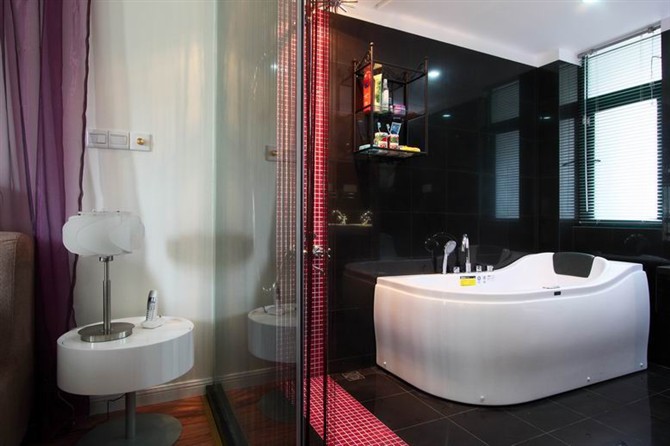 衛(wèi)生間裝修設(shè)計案例