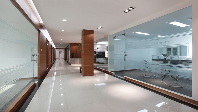 辦公室裝修資深企業(yè):行業(yè)“寒冬”持續(xù) 衣柜企業(yè)如何化解危機?