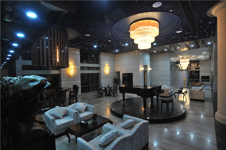 �������b���A(y��)���Ƕ������������b��Ч���D