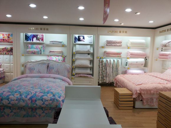 家紡店面櫥窗設(shè)計及陳列