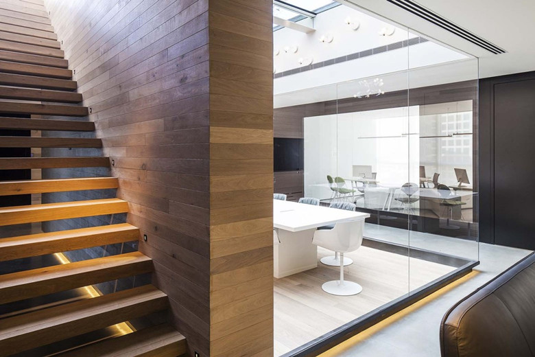 時(shí)尚辦公室裝修設(shè)計(jì)