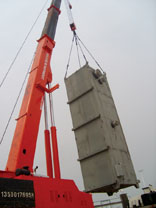 珠海天然氣液化項(xiàng)目冷箱、吸收塔設(shè)備安裝工程