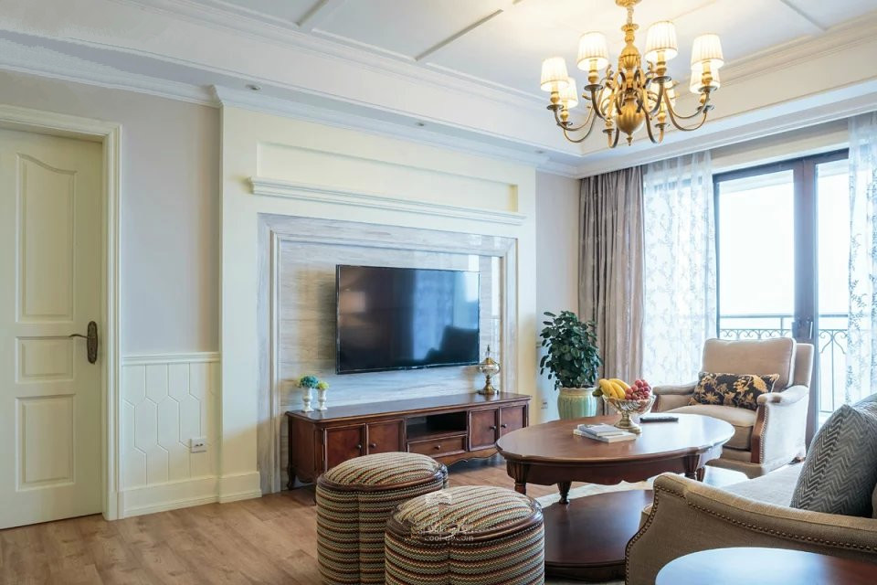 ����L(f��ng)���b�ތ�(sh��)��չʾ